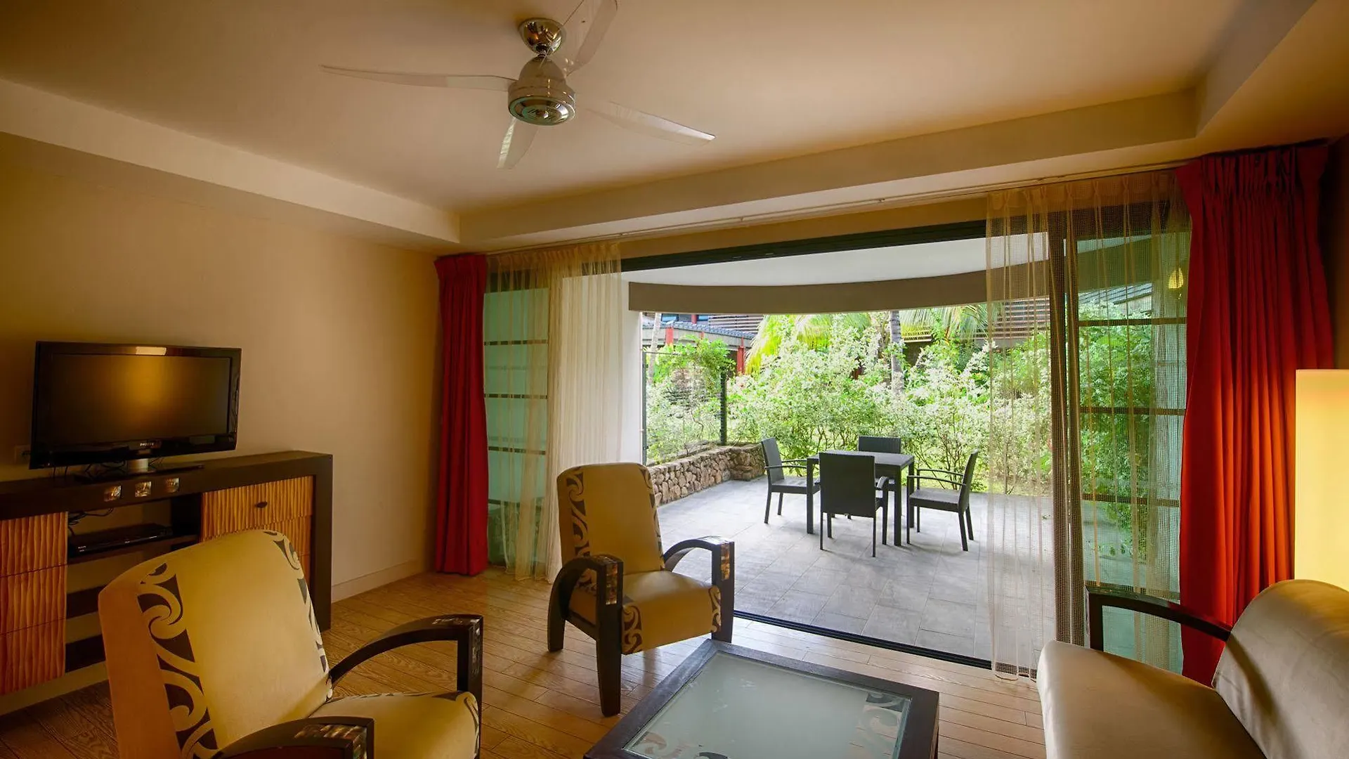 Te Moana Tahiti Resort Punaauia   Punaauia (Tahiti)