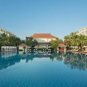 ***** Resort Renaissance & Spa Vietnam